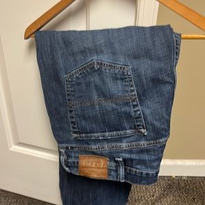 Lucky blue jeans 181 relaxed straight leg mens 44 x 30 used